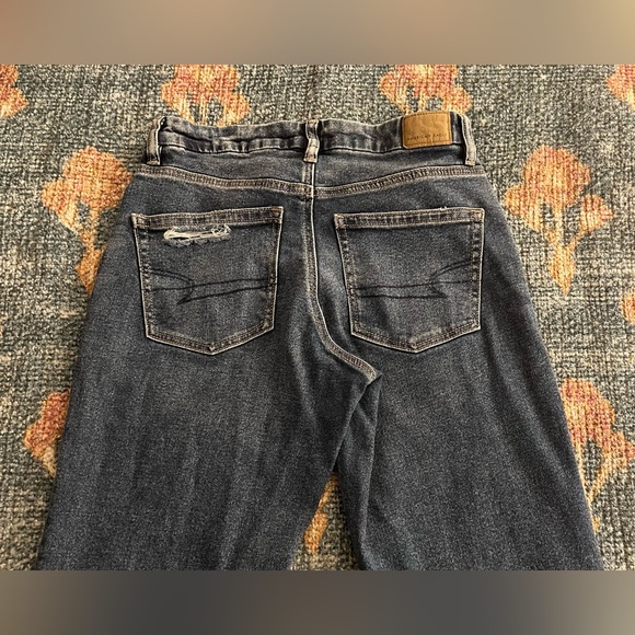 American Eagle Curvy Straight Jean - Picture 6 of 10